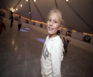 IceSkating_GapGirl_580x480