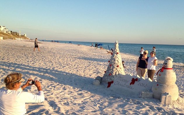 Seaside Christmas Sand Sculpture