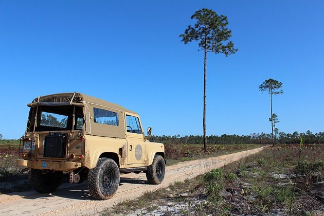 30A Land Rover Defender 90