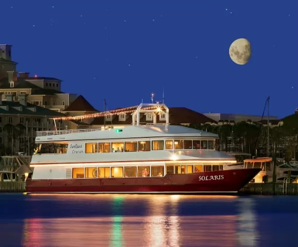 Experience a Summer of Romance & Fireworks Aboard the SOLARIS