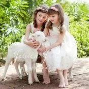 Duckies Shop of Fun to Host “Little Lamb Portrait Sessions”