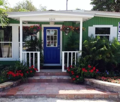 TODAY: BlueGreen Landscape Hosts Open House and BBQ