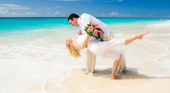 Wedding couple on the beach