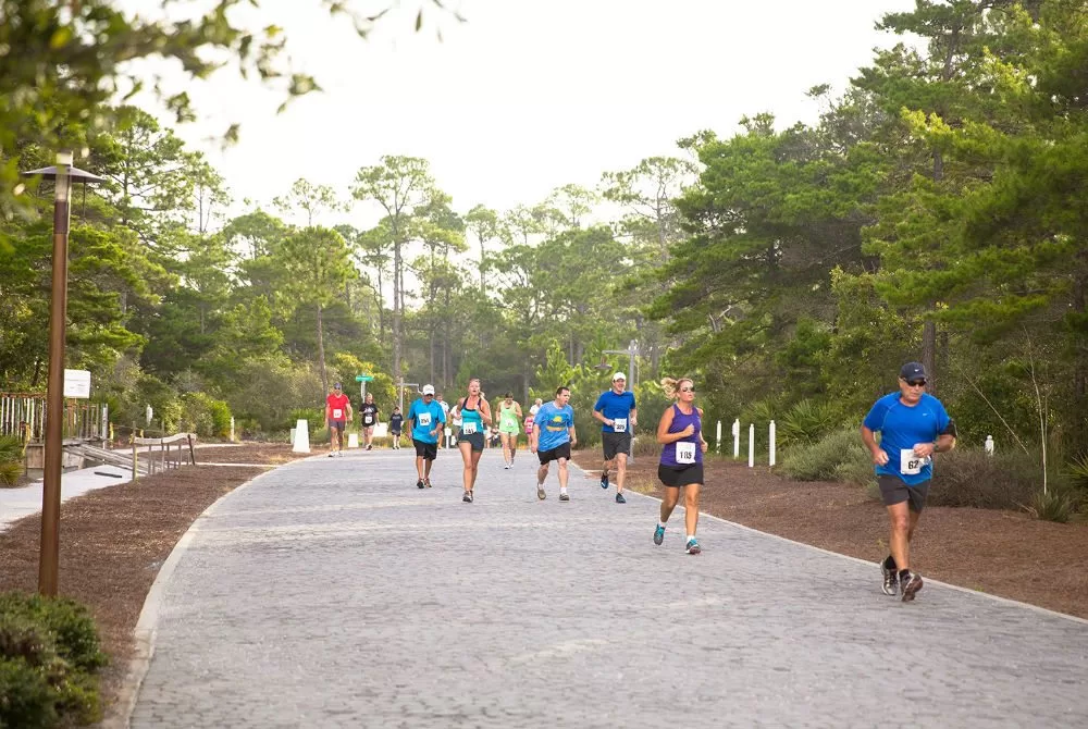 Register for the 2015 Alys Beach 5K & 1 Mile Fun Run