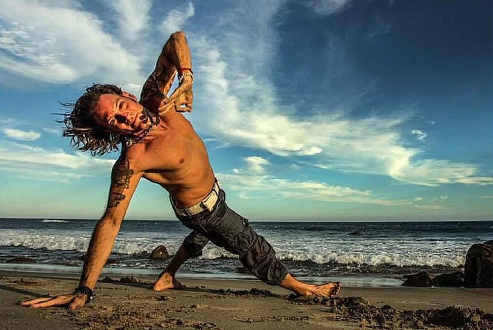 Nationally Renowned Yoga Instructor Eric Paskel Coming to 30A