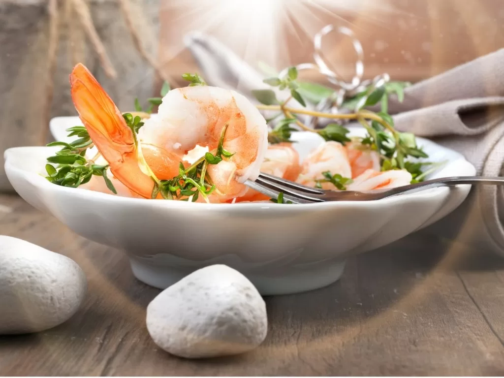 Two Easy (Yes, Easy!) Shrimp Recipes To Feed Your Beach Vibe