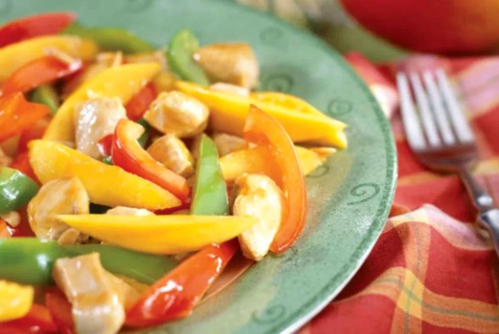 Chicken Mango Stir-Fry Makes for Terrific Beach Potluck