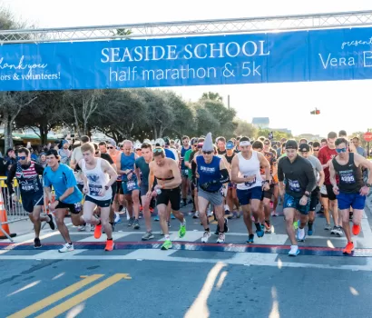 Thousands of Runners Take to the Streets for Seaside School Half Marathon & 5K