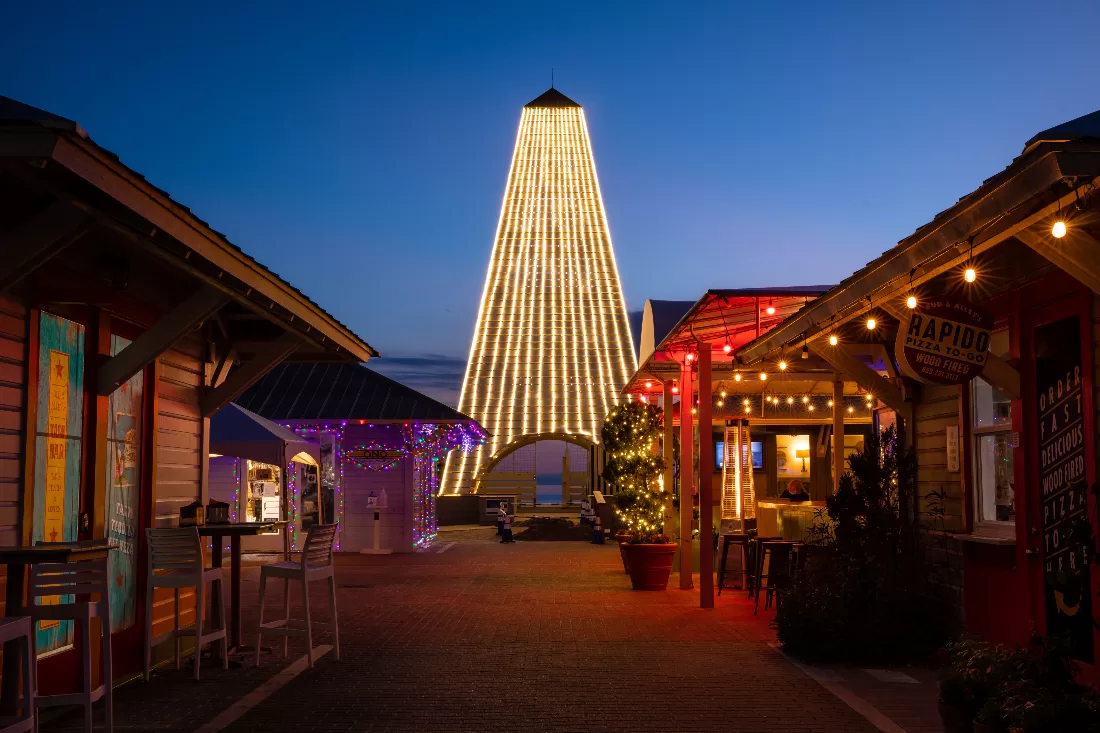 Photo Tour: Where to See the Best Holiday Lights Along Scenic 30A