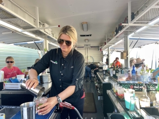 container bar bartender