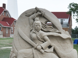 Blue Water Sandfest Lisa sculpture by Melineige Beauregard(1) (1)