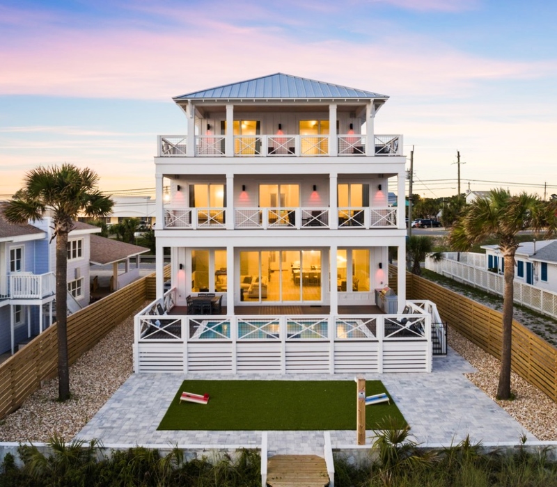 Sunshine and Space: 7 Perfect Emerald Coast Rentals for Large Groups