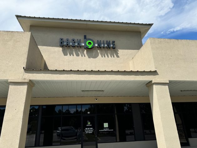 The Back Nine Indoor Golf - 30A