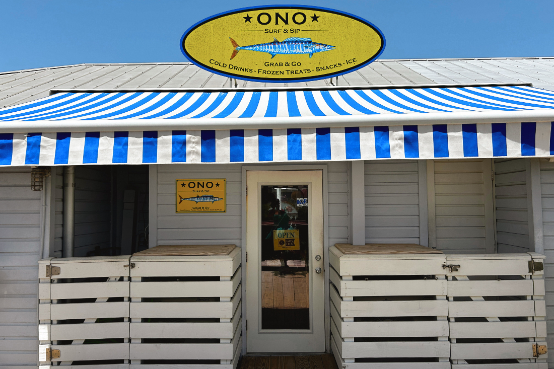 Ono Surf and Sip refreshment stand in Seaside