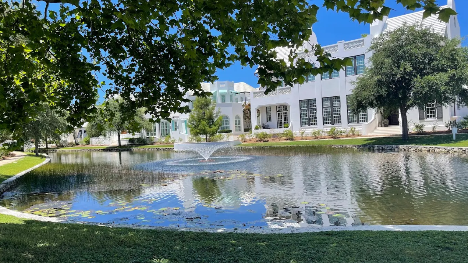 Central Park Alys Beach